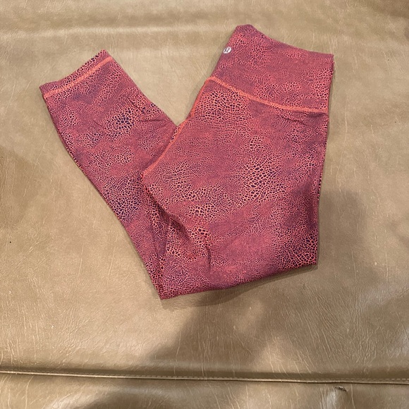Lululemon wunder Train leggings - Picture 2 of 6